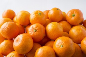 Oranges 5/$1 EACH